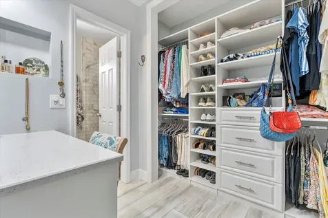 5101 N 36th Court Hollywood FL 33021