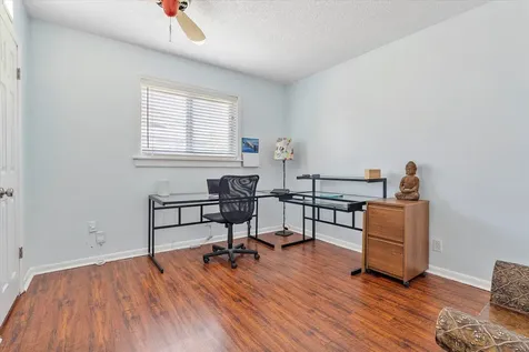5101 N 36th Court Hollywood FL 33021