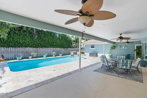 5101 N 36th Court Hollywood FL 33021