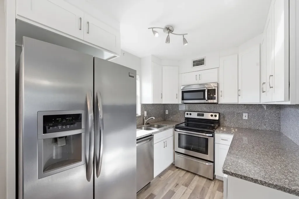 756 Flanders P Delray Beach FL 33484