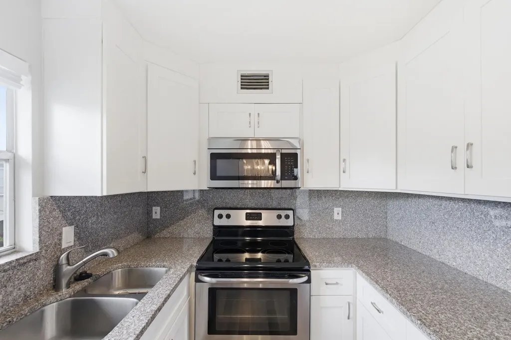 756 Flanders P Delray Beach FL 33484