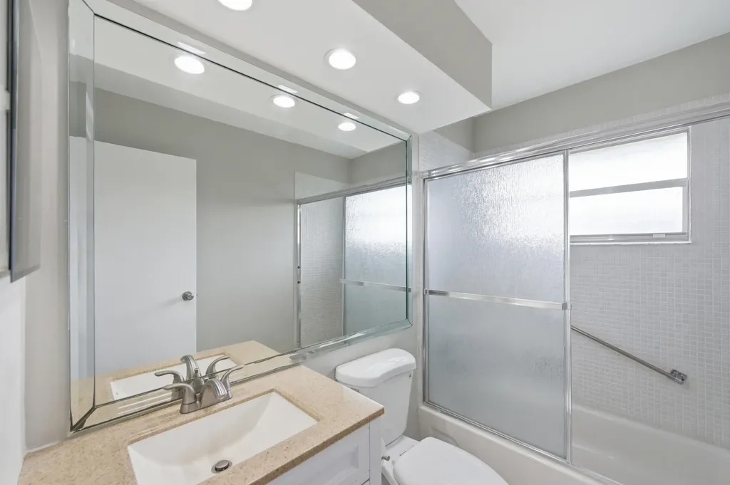 756 Flanders P Delray Beach FL 33484