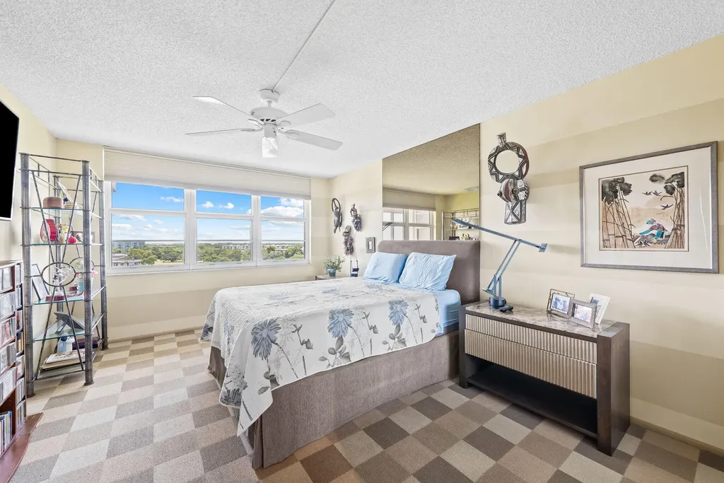 3510 Oaks Way Pompano Beach FL 33069
