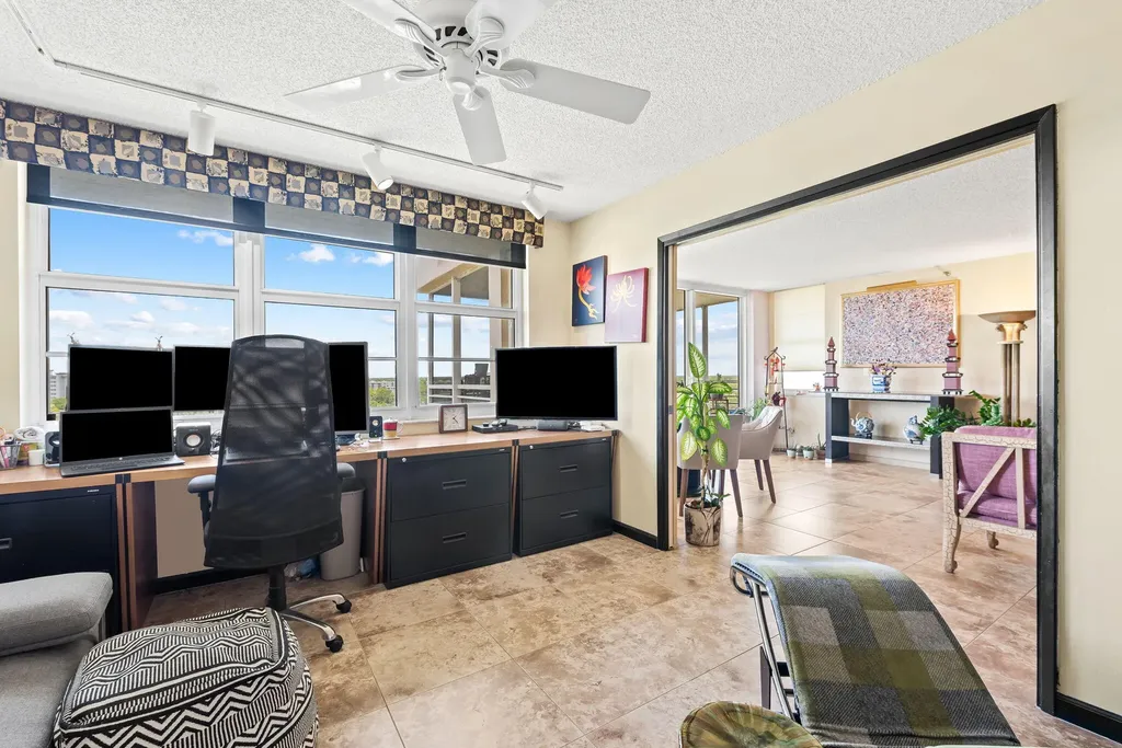 3510 Oaks Way Pompano Beach FL 33069