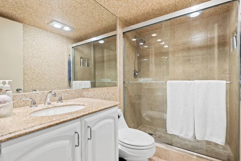 3510 Oaks Way Pompano Beach FL 33069