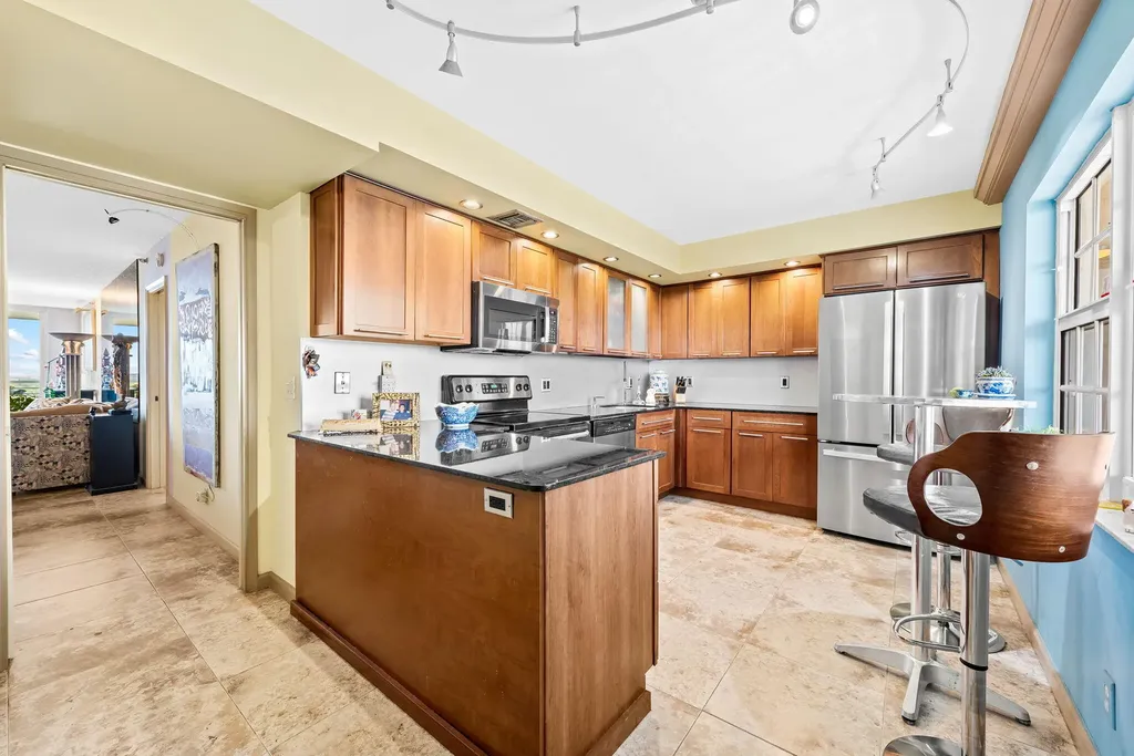3510 Oaks Way Pompano Beach FL 33069