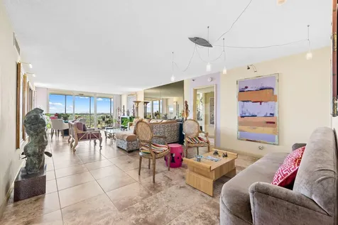 3510 Oaks Way Pompano Beach FL 33069