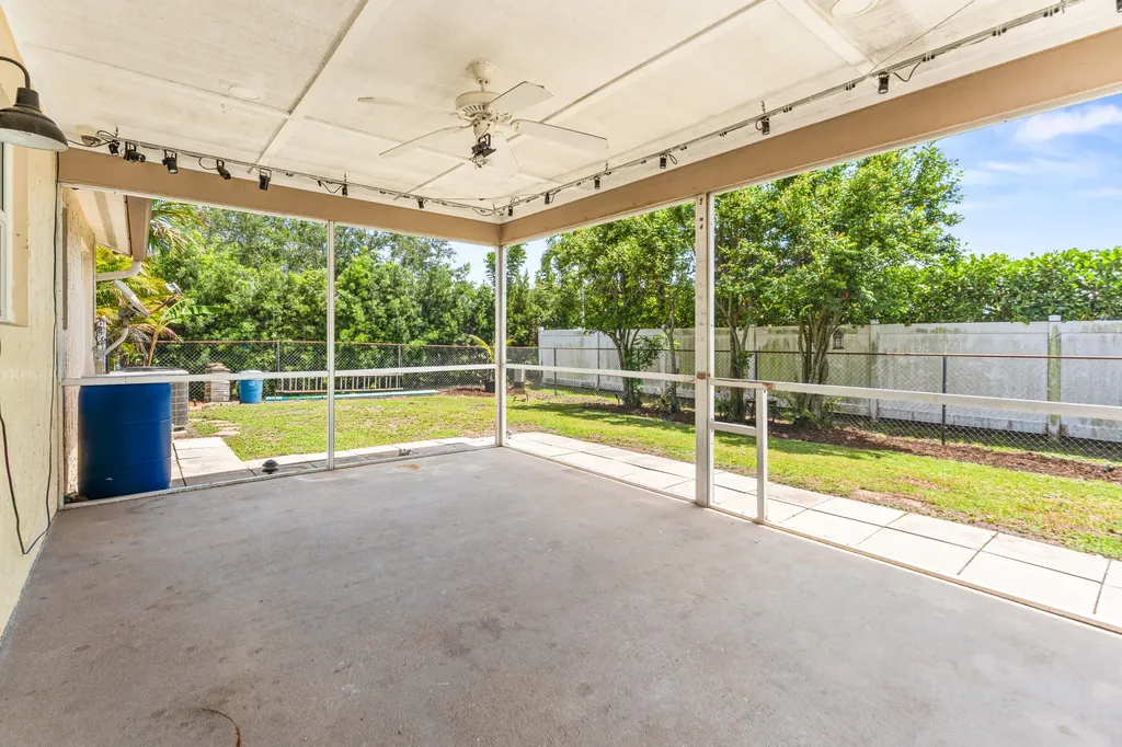 105 Banyan Circle Jupiter FL 33458