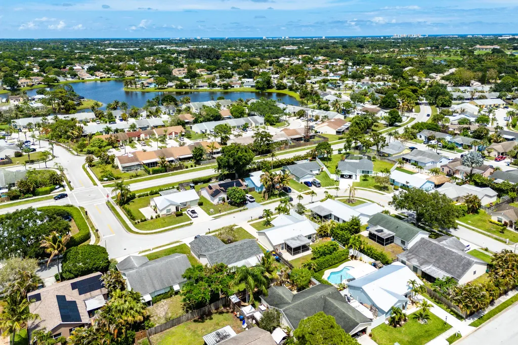 105 Banyan Circle Jupiter FL 33458