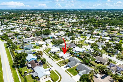 105 Banyan Circle Jupiter FL 33458