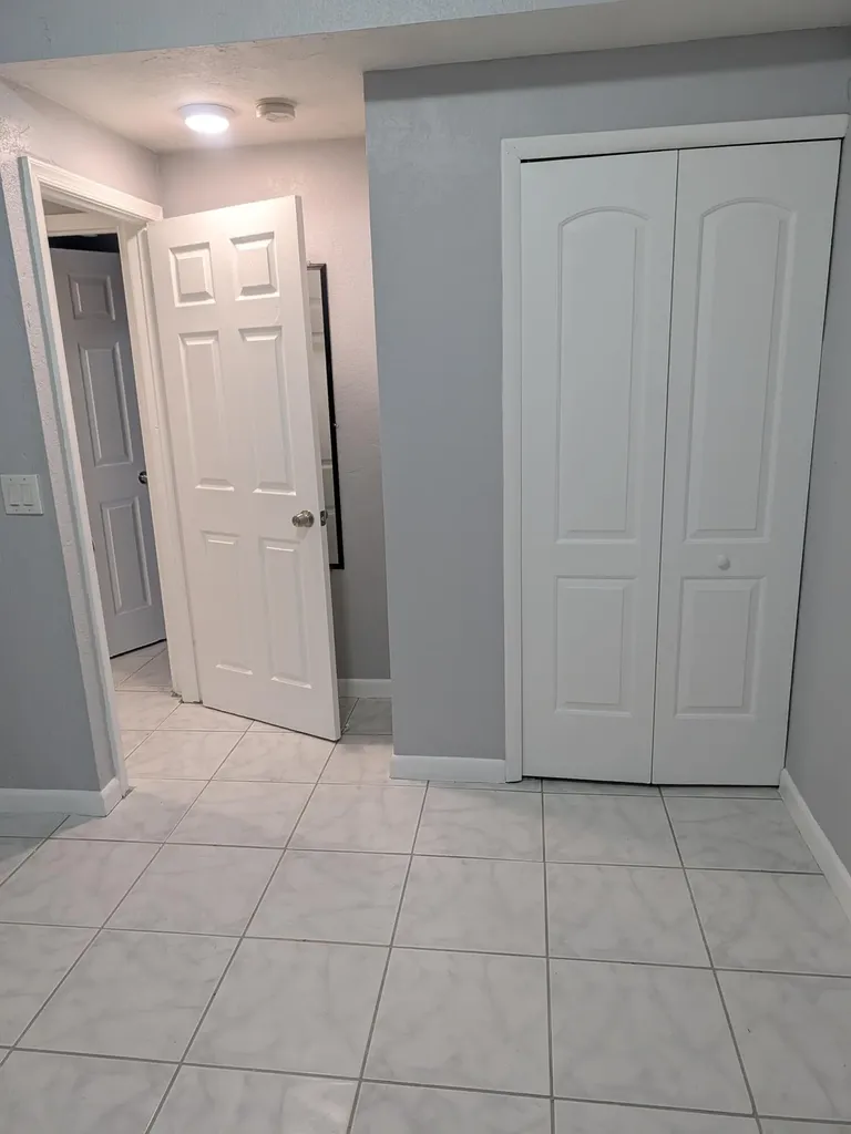 2990 NW 7th Court Fort Lauderdale FL 33311