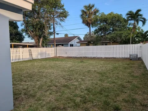 2990 NW 7th Court Fort Lauderdale FL 33311