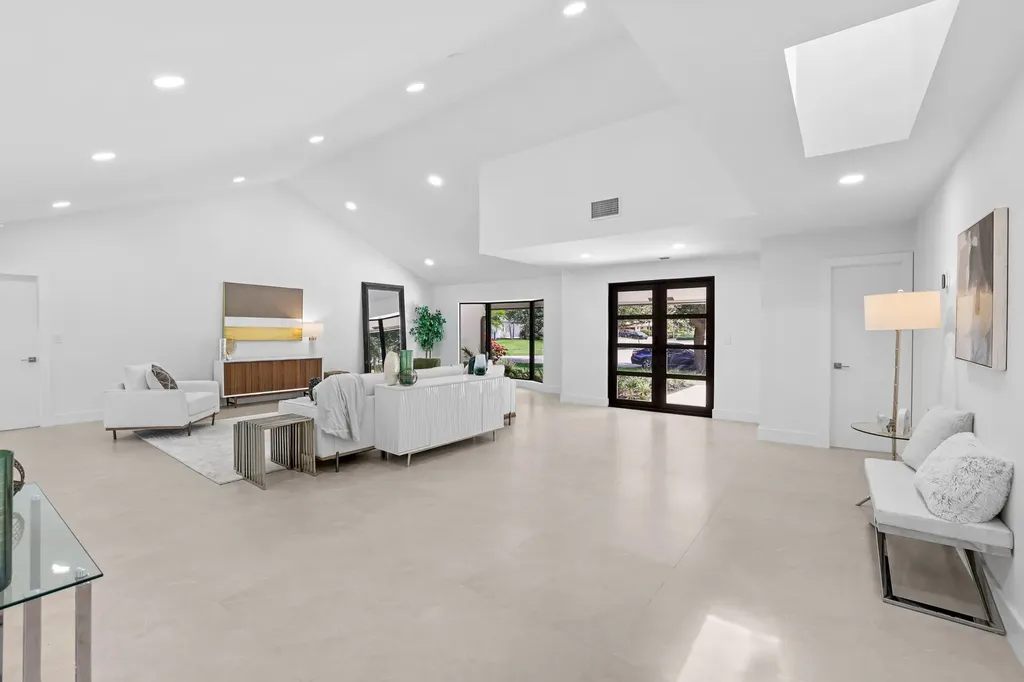 7571 Estrella Circle Boca Raton FL 33433