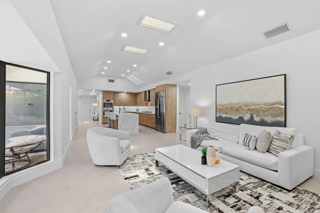 7571 Estrella Circle Boca Raton FL 33433