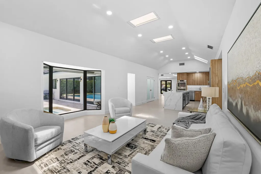7571 Estrella Circle Boca Raton FL 33433