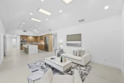 7571 Estrella Circle Boca Raton FL 33433