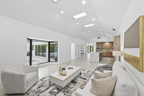 7571 Estrella Circle Boca Raton FL 33433