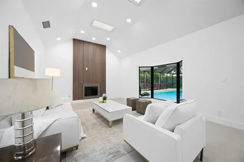 7571 Estrella Circle Boca Raton FL 33433