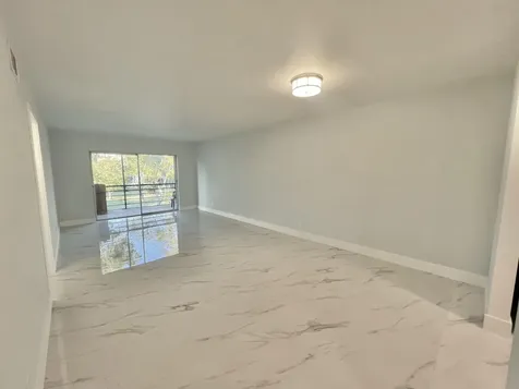 601 S State Road 7 Margate FL 33068