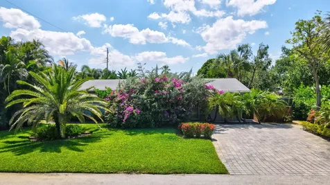 4461 NE 15th Avenue Oakland Park FL 33334