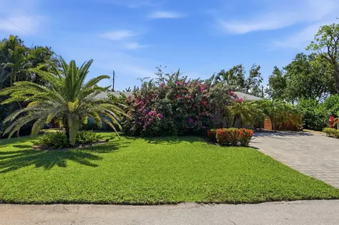 4461 NE 15th Avenue Oakland Park FL 33334
