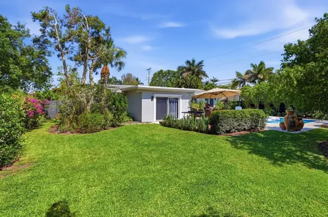 4461 NE 15th Avenue Oakland Park FL 33334