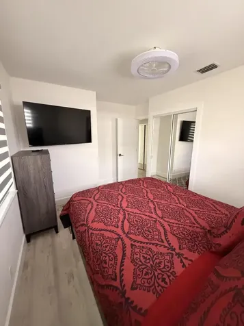 1720 SW 64th Avenue North Lauderdale FL 33068