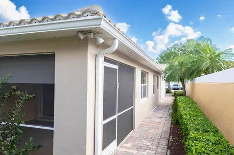 5009 Corsica Square Vero Beach FL 32967