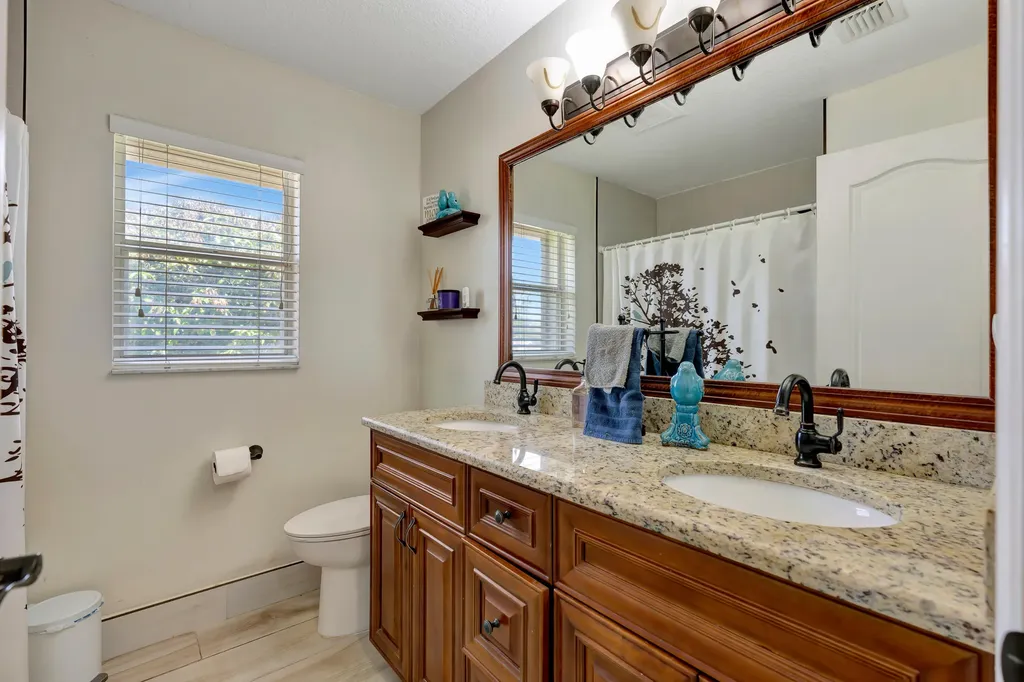 13166 71st Place N West Palm Beach FL 33412