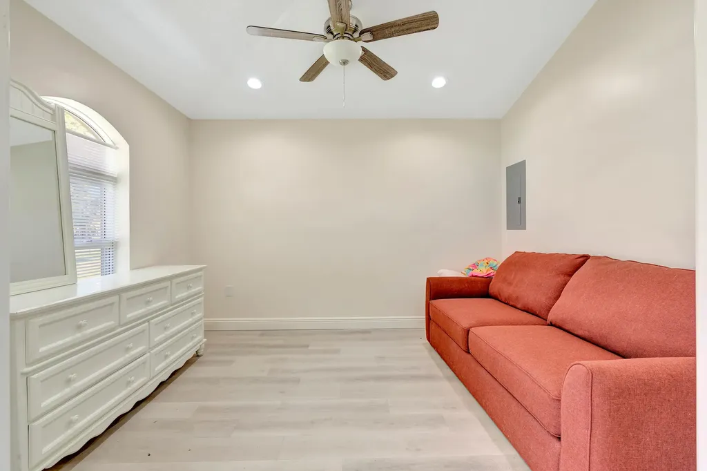 13166 71st Place N West Palm Beach FL 33412