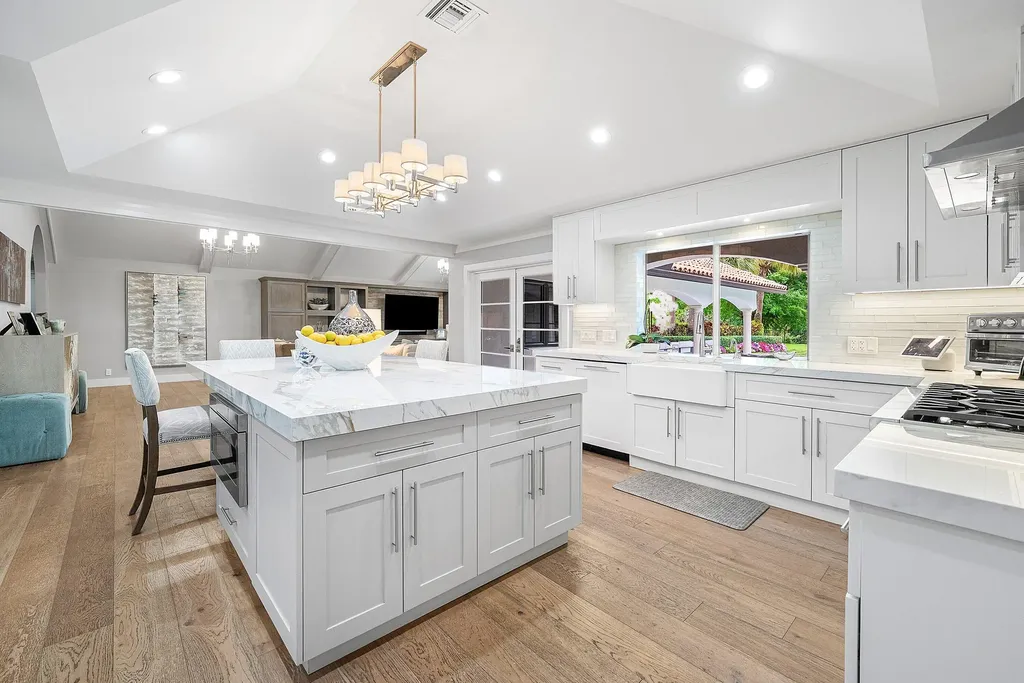 5575 Whirlaway Road Palm Beach Gardens FL 33418