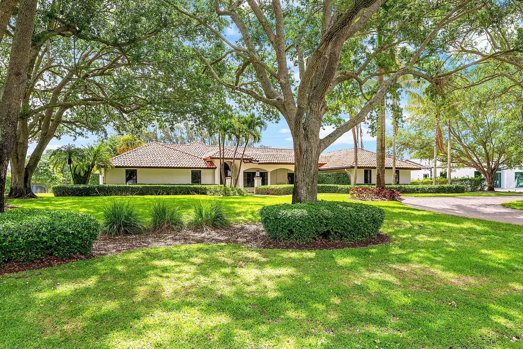 5575 Whirlaway Road Palm Beach Gardens FL 33418