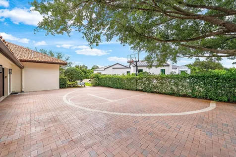 5575 Whirlaway Road Palm Beach Gardens FL 33418