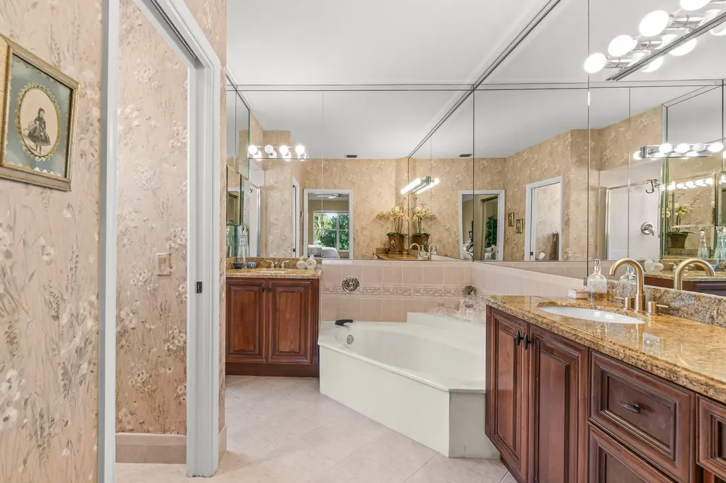 6229 Graycliff Drive Boca Raton FL 33496