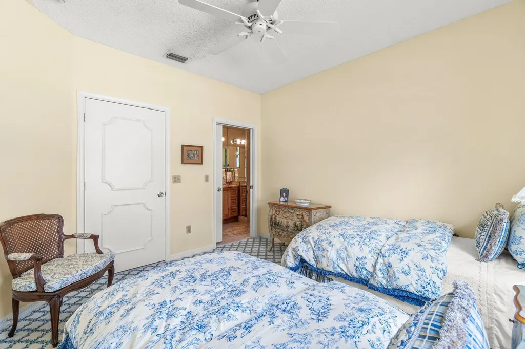 6229 Graycliff Drive Boca Raton FL 33496