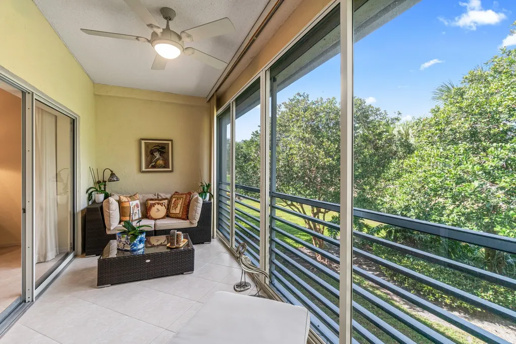 6229 Graycliff Drive Boca Raton FL 33496
