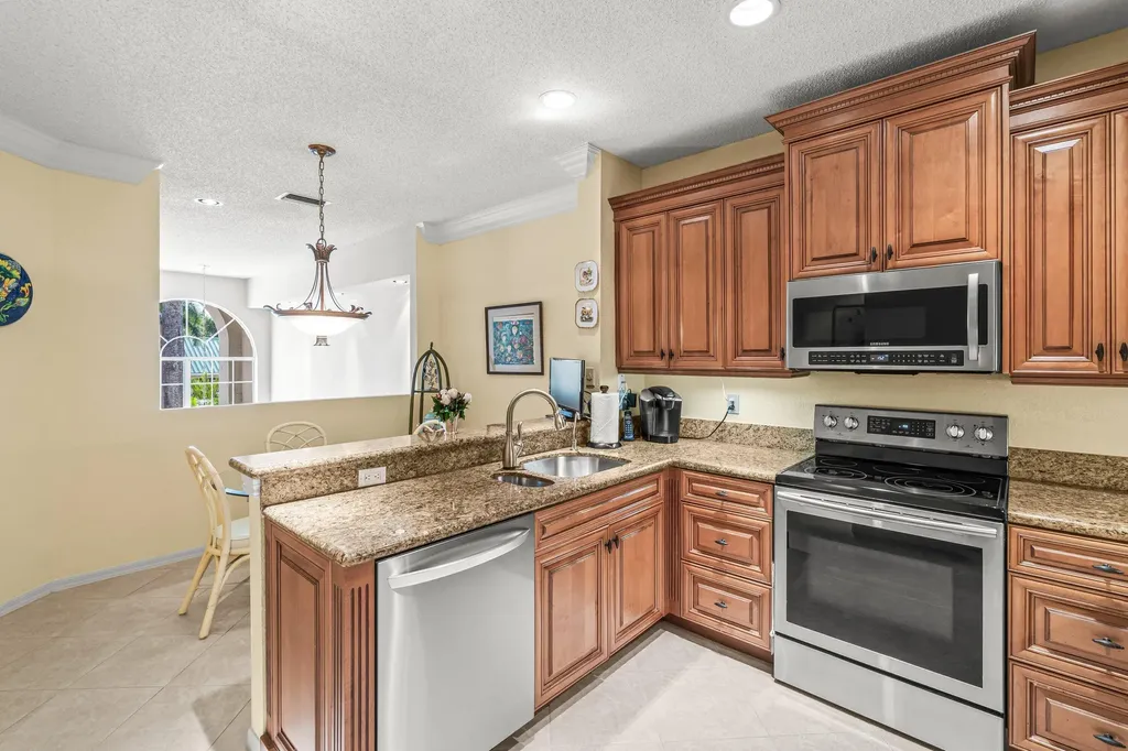 6229 Graycliff Drive Boca Raton FL 33496