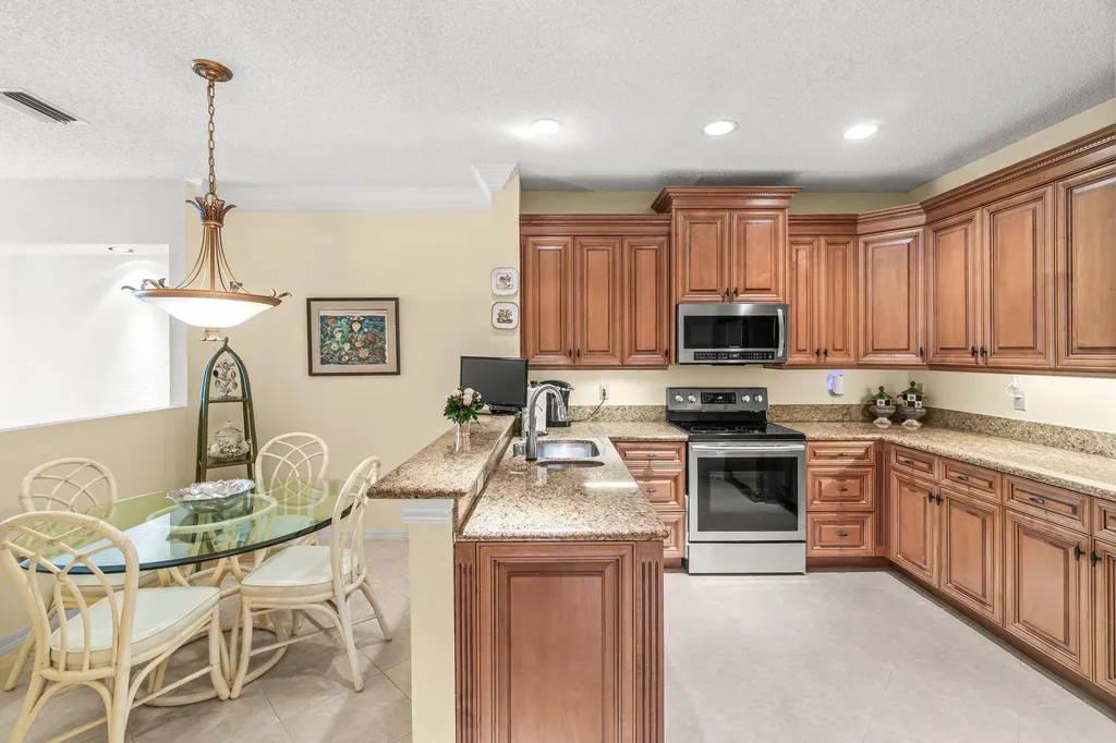 6229 Graycliff Drive Boca Raton FL 33496