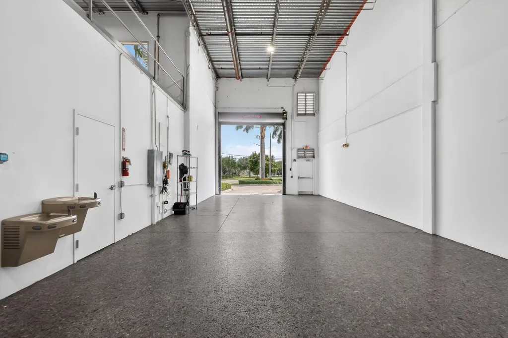 1250 Wallace Drive Delray Beach FL 33444