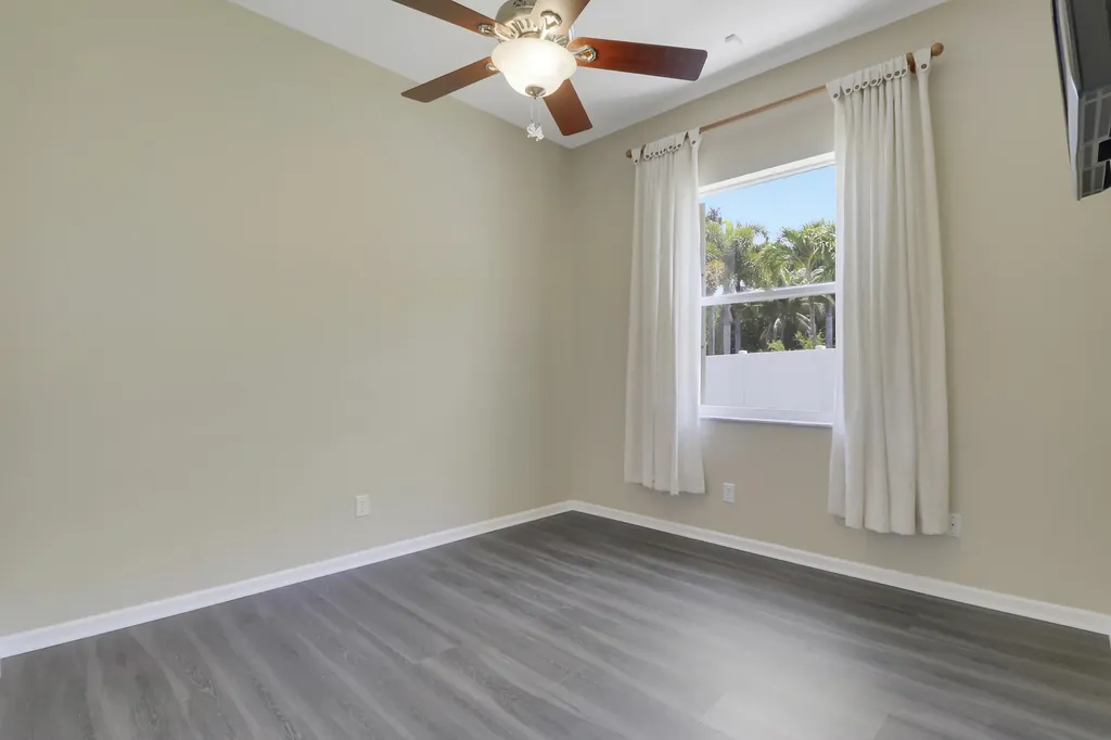 10075 Freesian Way Wellington FL 33449
