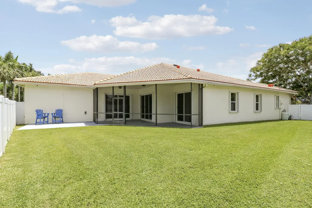 10075 Freesian Way Wellington FL 33449