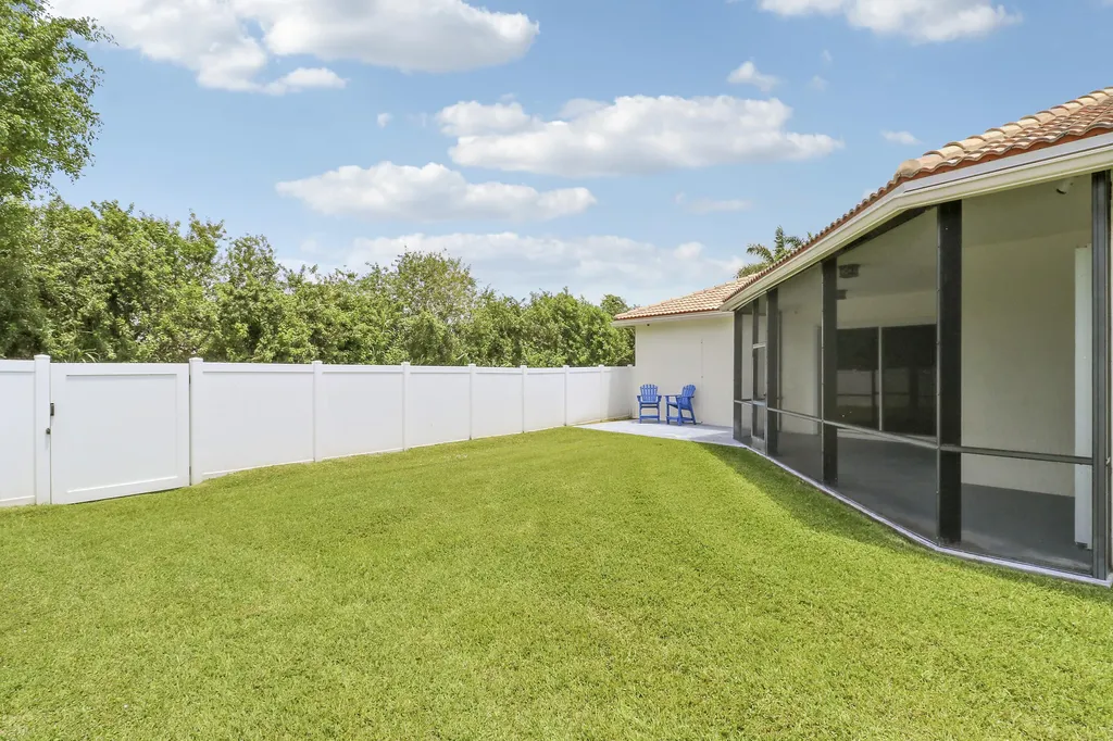 10075 Freesian Way Wellington FL 33449