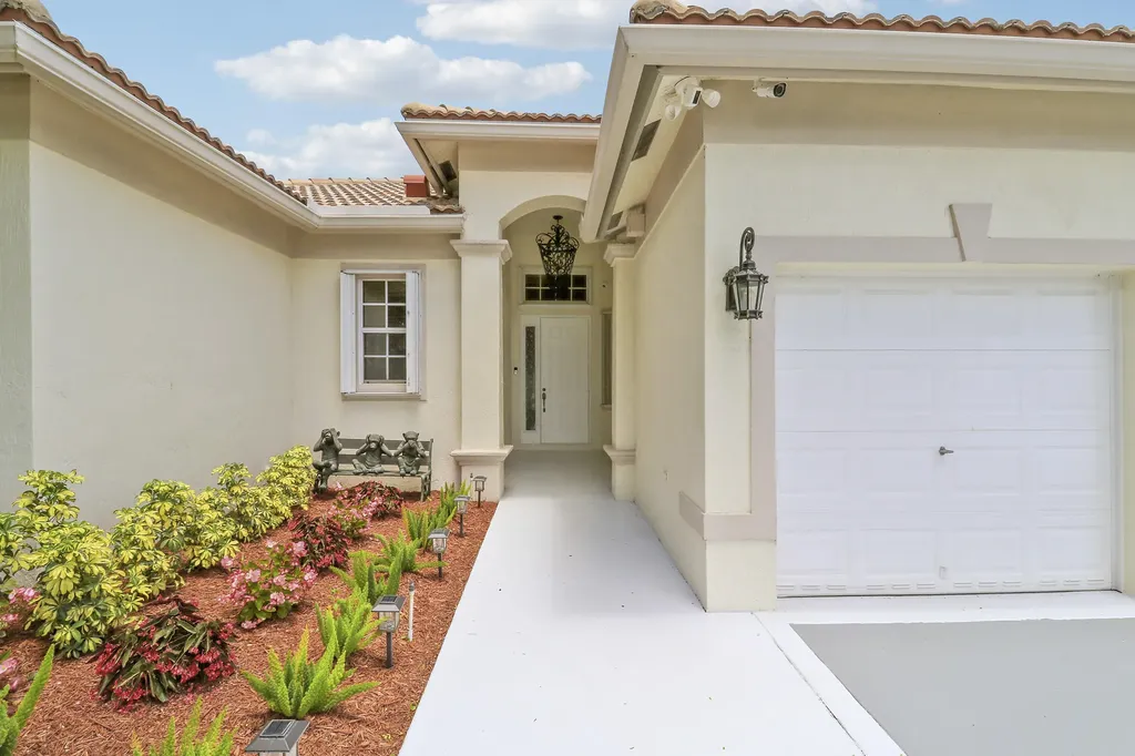 10075 Freesian Way Wellington FL 33449