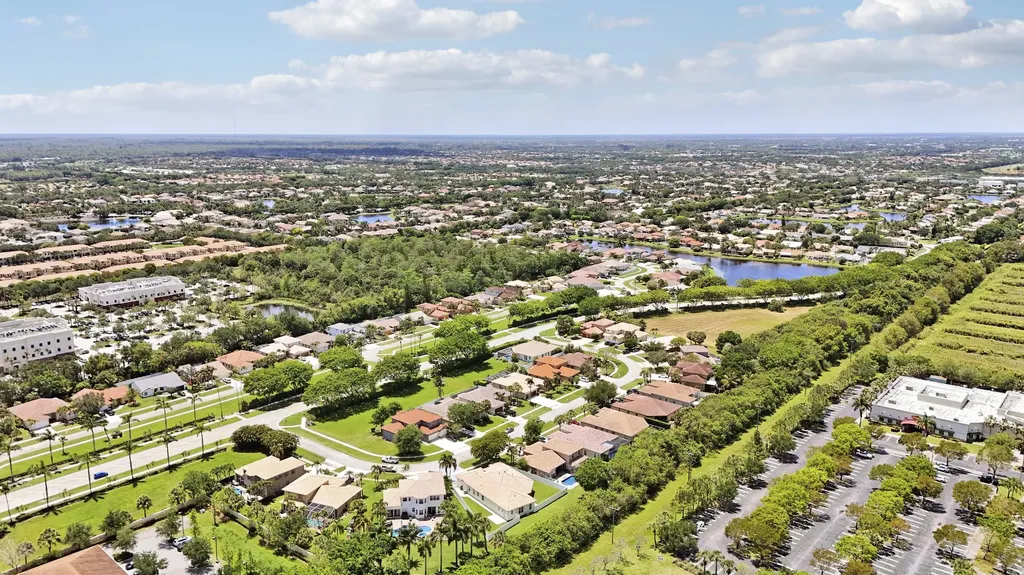 10075 Freesian Way Wellington FL 33449