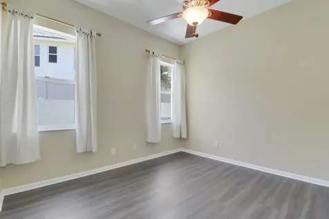 10075 Freesian Way Wellington FL 33449