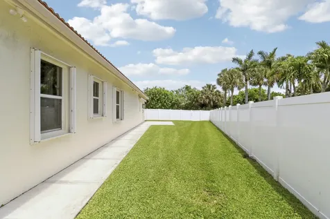 10075 Freesian Way Wellington FL 33449