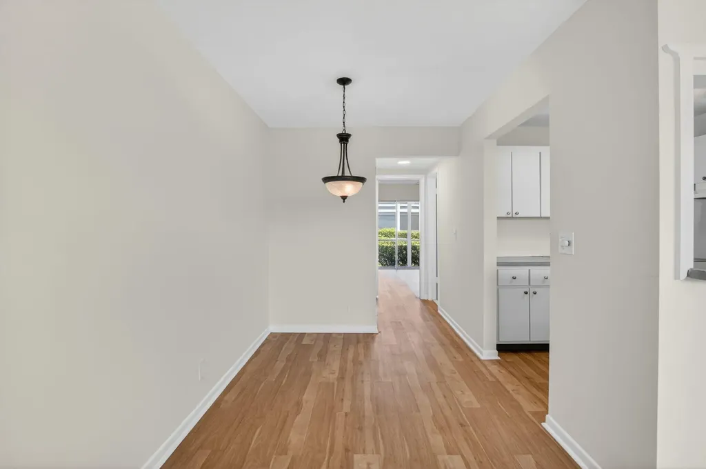 660 Horizon W Boynton Beach FL 33435