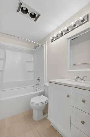 660 Horizon W Boynton Beach FL 33435