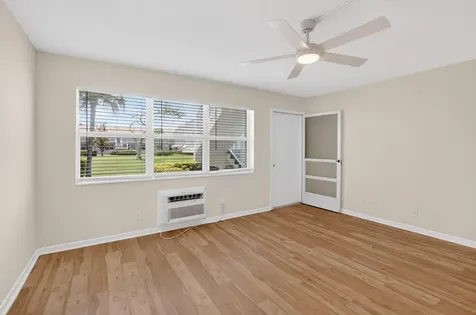 660 Horizon W Boynton Beach FL 33435