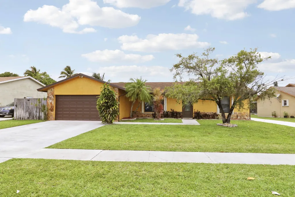 144 Bilbao Street Royal Palm Beach FL 33411